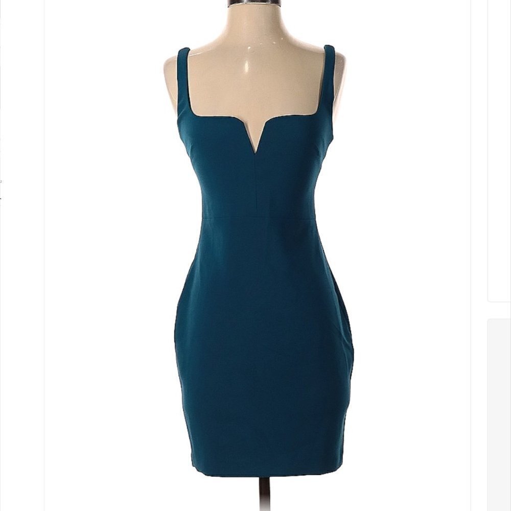 LIKELY SZ 0 CONSTANCE MINI DRESS Blue Sleeveless Sexy FESTIVAL PARTY